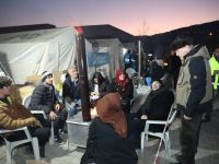 Başkan Özlü depremzedelerle buluştu