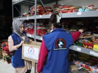 Hayırseverlerden depremzedelere köprü