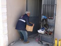 Kapı kapı dolaşıp bırakıyorlar