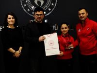 Yazıcı, Dünya şampiyonunu ağırladı