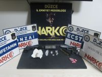 Durumundan şüphelenip durdurulan araçtan uyuşturucu çıktı