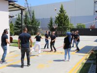 Verilen molada spor yaparak stres attılar