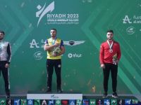 BİLEĞİ BÜKÜLMÜYOR