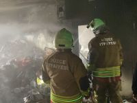 Yangında 600 bin liralık spor ayakkabılar yandı