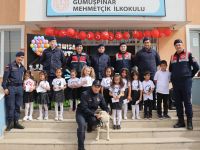 Çocukların bayramına ortak oldular