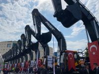 Sel riskini azaltmak için Düzce’ye 7 iş makinesi