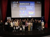 Düzce Üniversitesi’nde ülkelerini tanıttılar