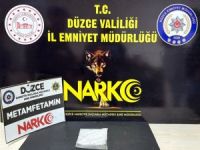 100 gram uyuşturucu ele geçirildi 3 kişi tutuklandı