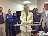 Akçakoca Belediyesi başkan vekili Alev Ünal oldu