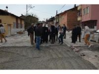 Yeşilyurt Belediyesi Caddelere Ve Sokaklara Kilit Taşı Döşüyor