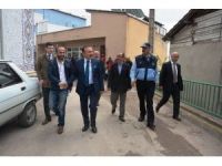 Doğan, Fatih Mahallesini Gezdi