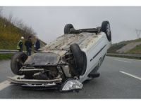 Takla Atan Araçta Burnu Bile Kanamadı