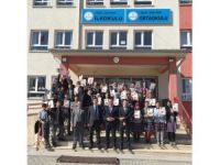 Saraykent Ortaokulu Öğretmenlerinden Öğrencilere Yardımcı Kitap Desteği