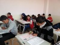Ahlat’ta “Herkes O’nu Okuyor” Yarışması