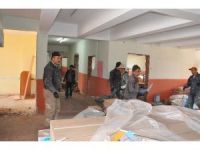 Yerköy Kaymakamı Şengök Onarımı Devam Eden Okullardı İnceledi