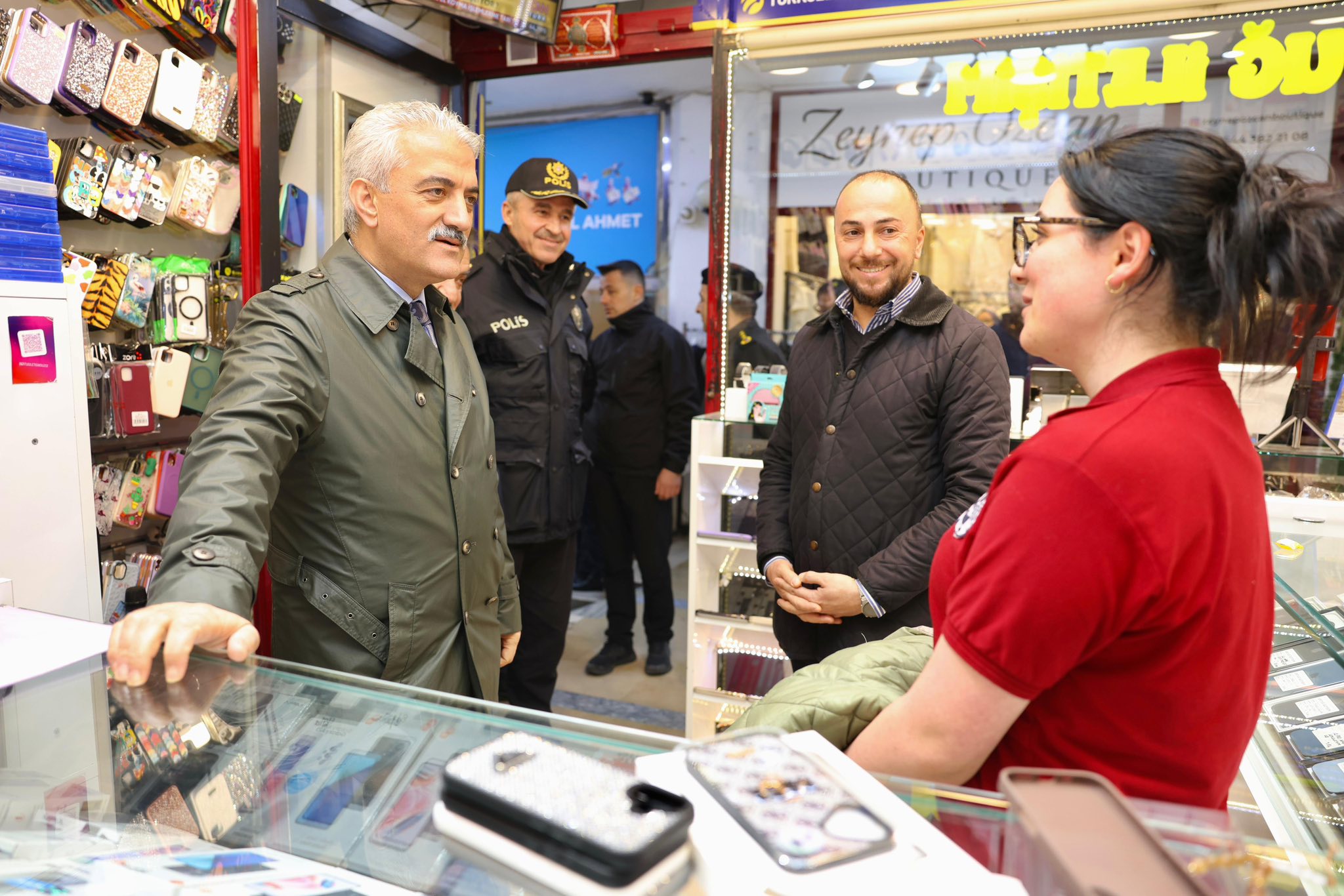 02-008.jpg 02-008.jpg