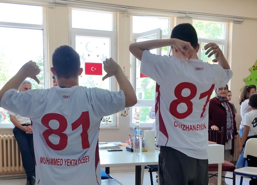 04-001.jpeg 04-001.jpeg