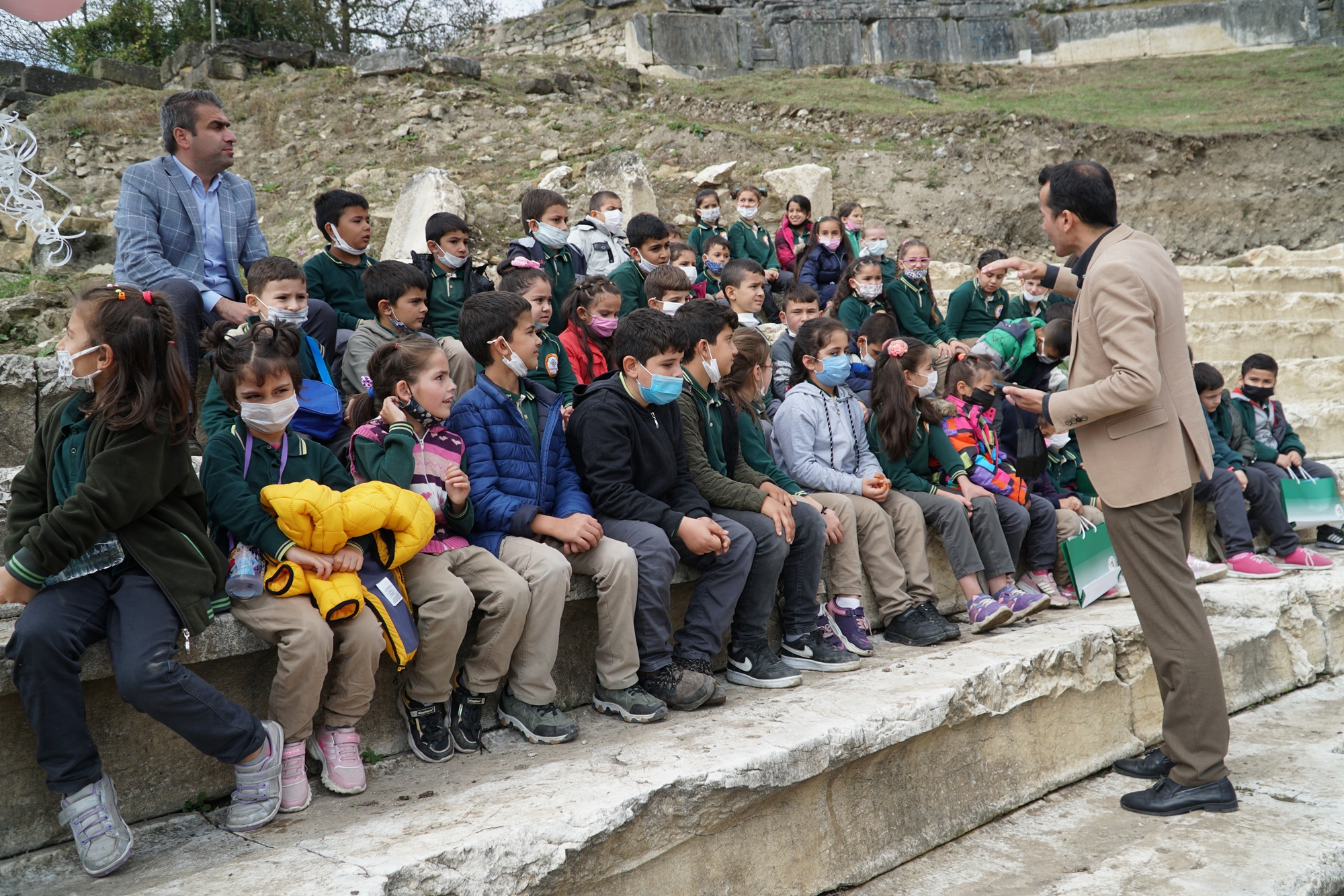 11-022.jpg 11-022.jpg