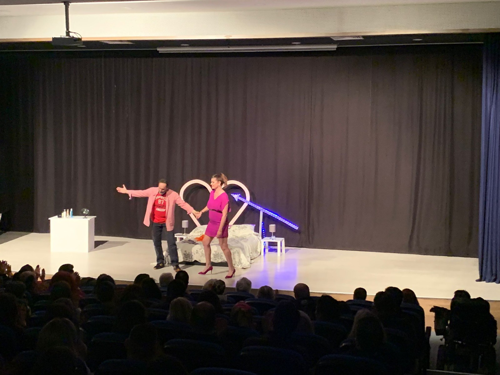 b40017c6-4540-4610-bceb-6ab30ee9aed2.jpg b40017c6-4540-4610-bceb-6ab30ee9aed2.jpg